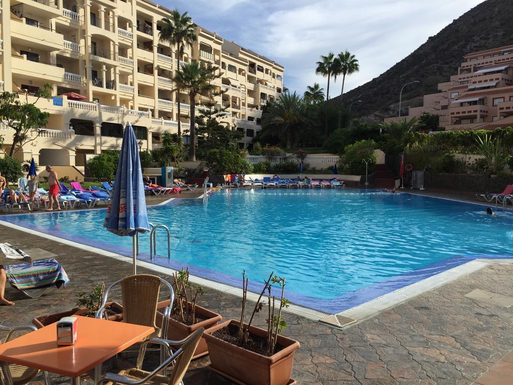 Tropic Apartments En Castle Harbour 洛斯克里斯蒂亚诺斯 外观 照片